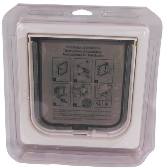 Cat Flap door By Pet Safe Magnetic Cat/Sm Dog Door With Lock Made In USA HG9-182 - Picture 3 of 4
